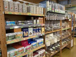 54-biocoop-mende-la-claire-fontaine-magasin-bio-sans-gluten-vrac-epicerie-accessible.webp